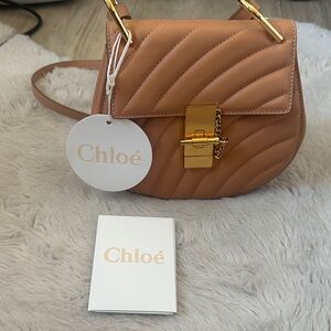 NWT Chloe Tan Quilted Crossbody Bag with Gold Chain
